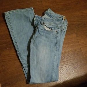 American Eagle Lightwash Jeans